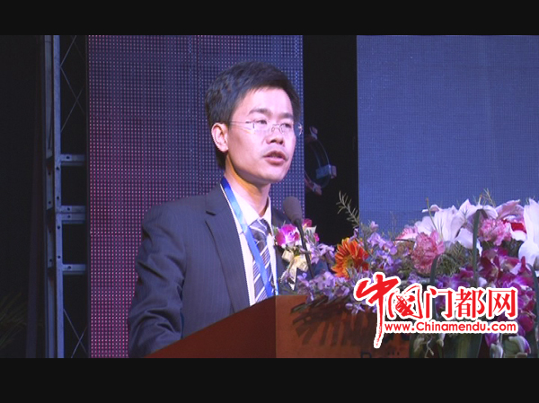 全国工商联家具装饰业商会钢木门专委会执行会长陈利新